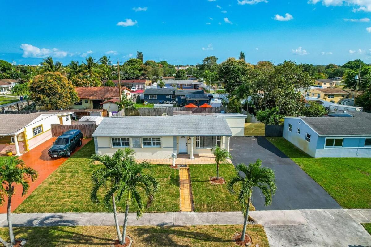 Cozy Miami Private Pool House W- Arcade Games, Bbq Villa Norland Exterior photo